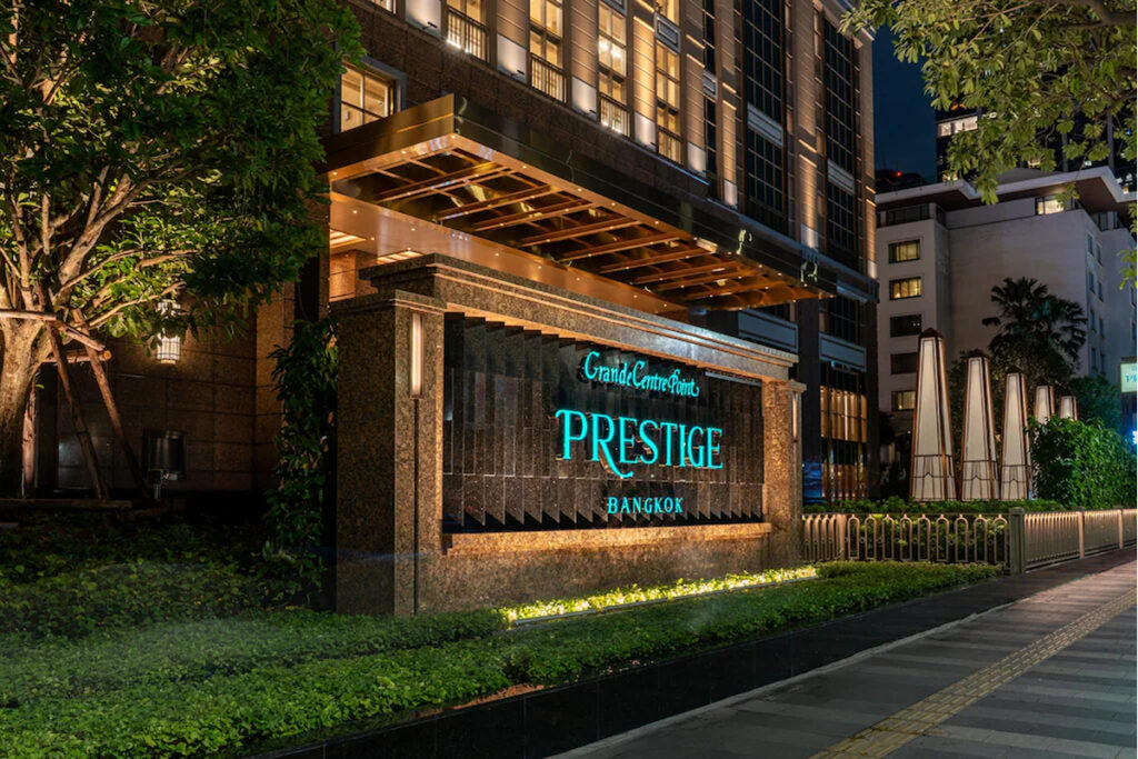 Grande Centre Point Prestige Bangkok hotel exterior modern building