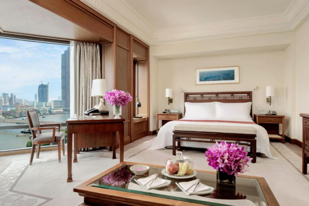 The Peninsula Bangkok room with Chao Phraya river view