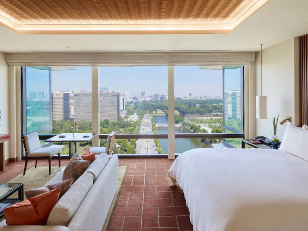 The Peninsula Tokyo luxury hotel room bed